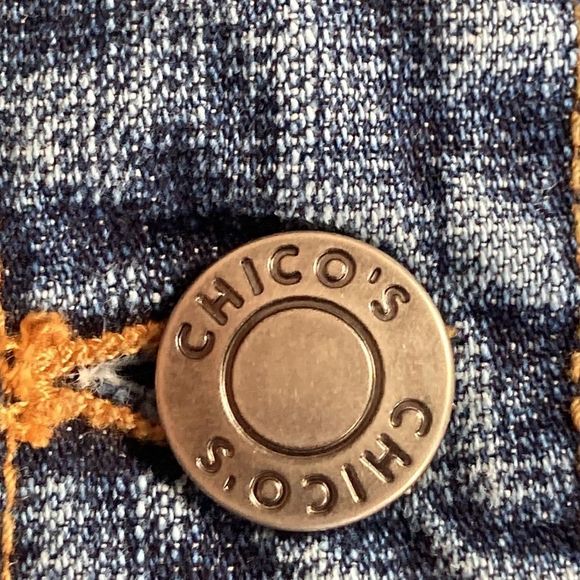 Vintage Chico’s Denim Vest Size 3 W/Sun Patch - Picture 5 of 13